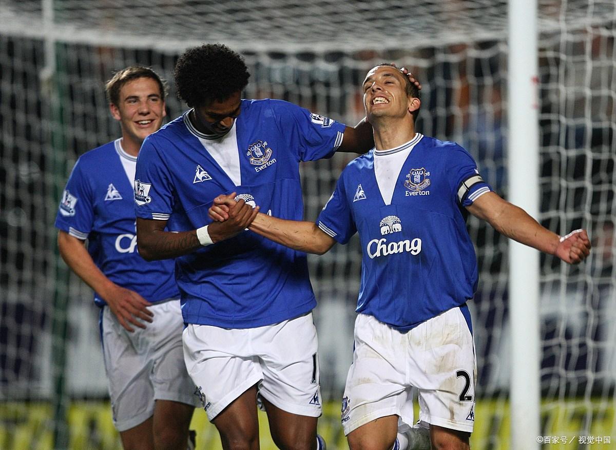 育舞台中心 育舞台中心