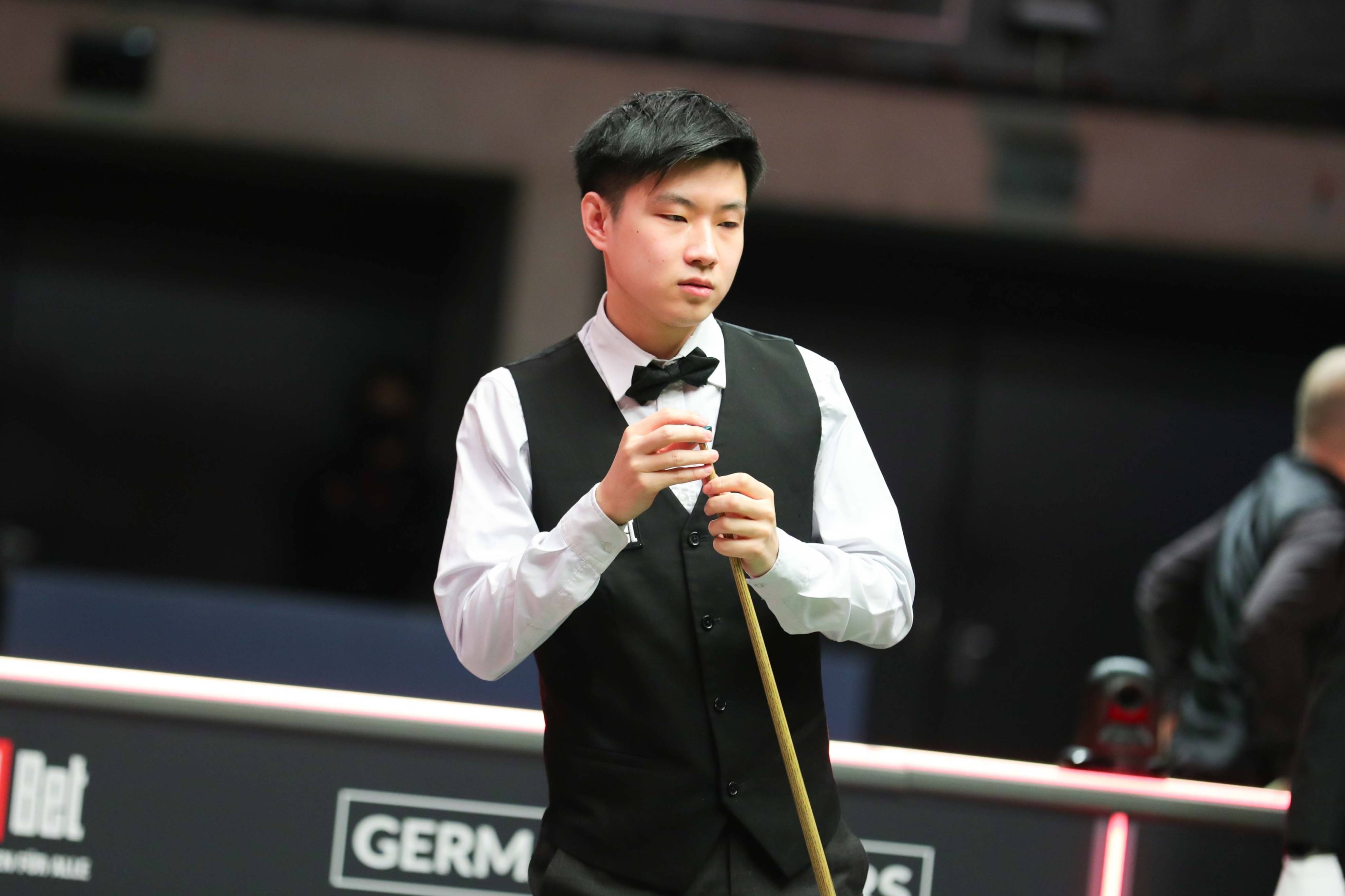 防守对方的 防守对方的