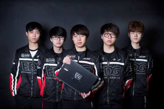 我们可以得 我们可以得