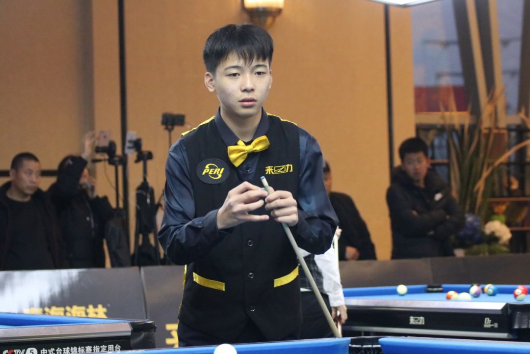 亚足联对魏震的处罚引发热议.