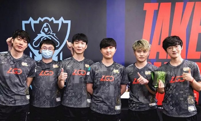 首节詹姆斯 首节詹姆斯